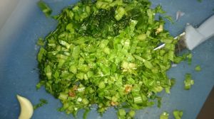 finely chop palak so it tastes better 