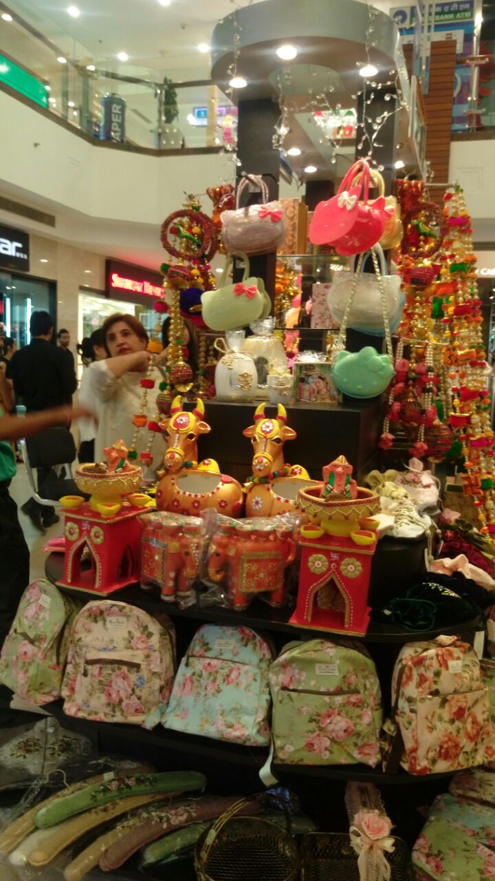 whatsapp-image-2016-10-11-at-12-16-11-am