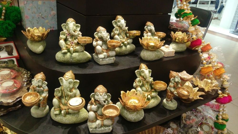 whatsapp-image-2016-10-11-at-12-16-12-am