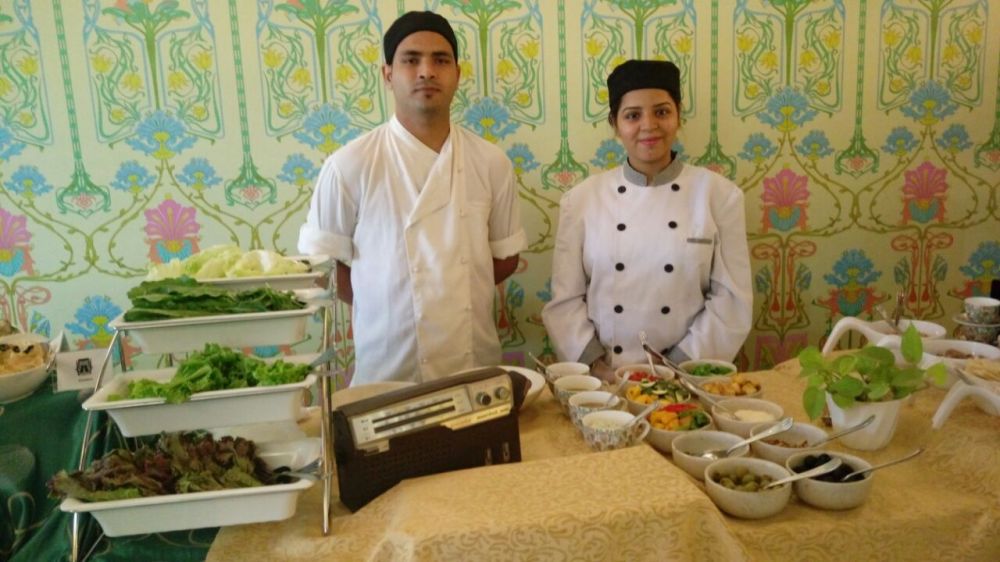 whatsapp-image-2016-10-14-at-1-13-31-am