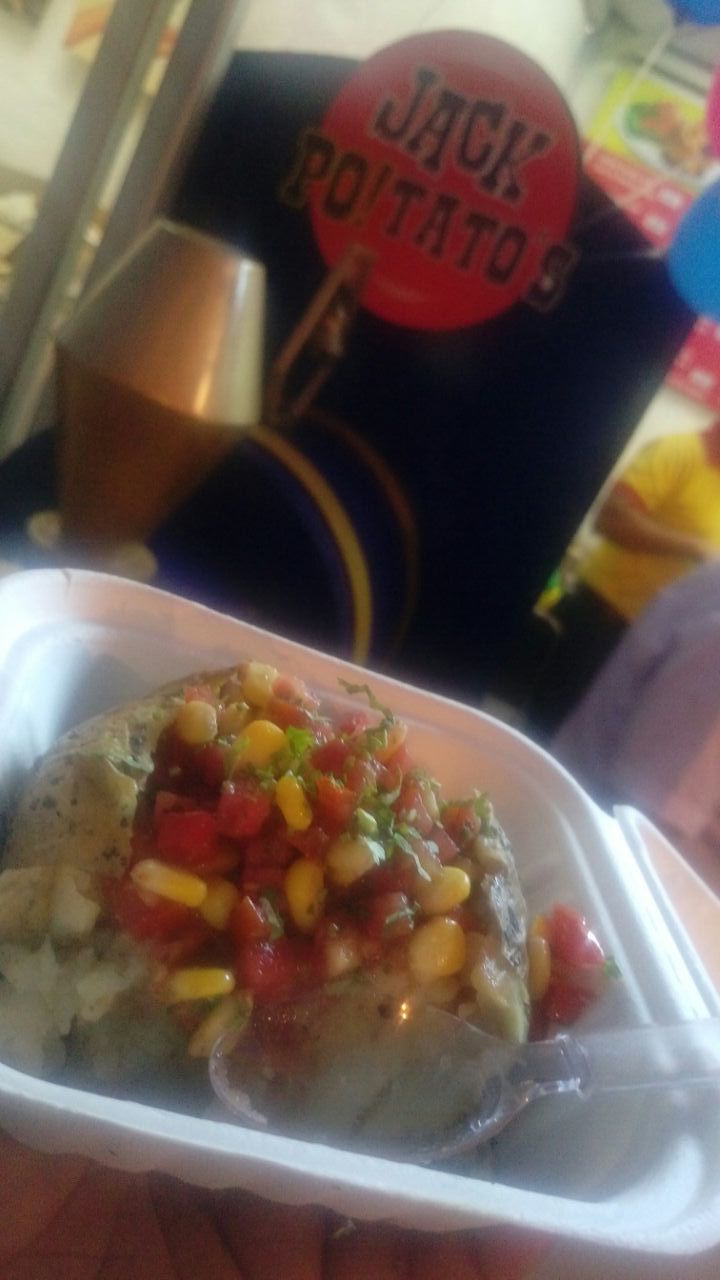 whatsapp-image-2016-10-14-at-11-21-10-pm